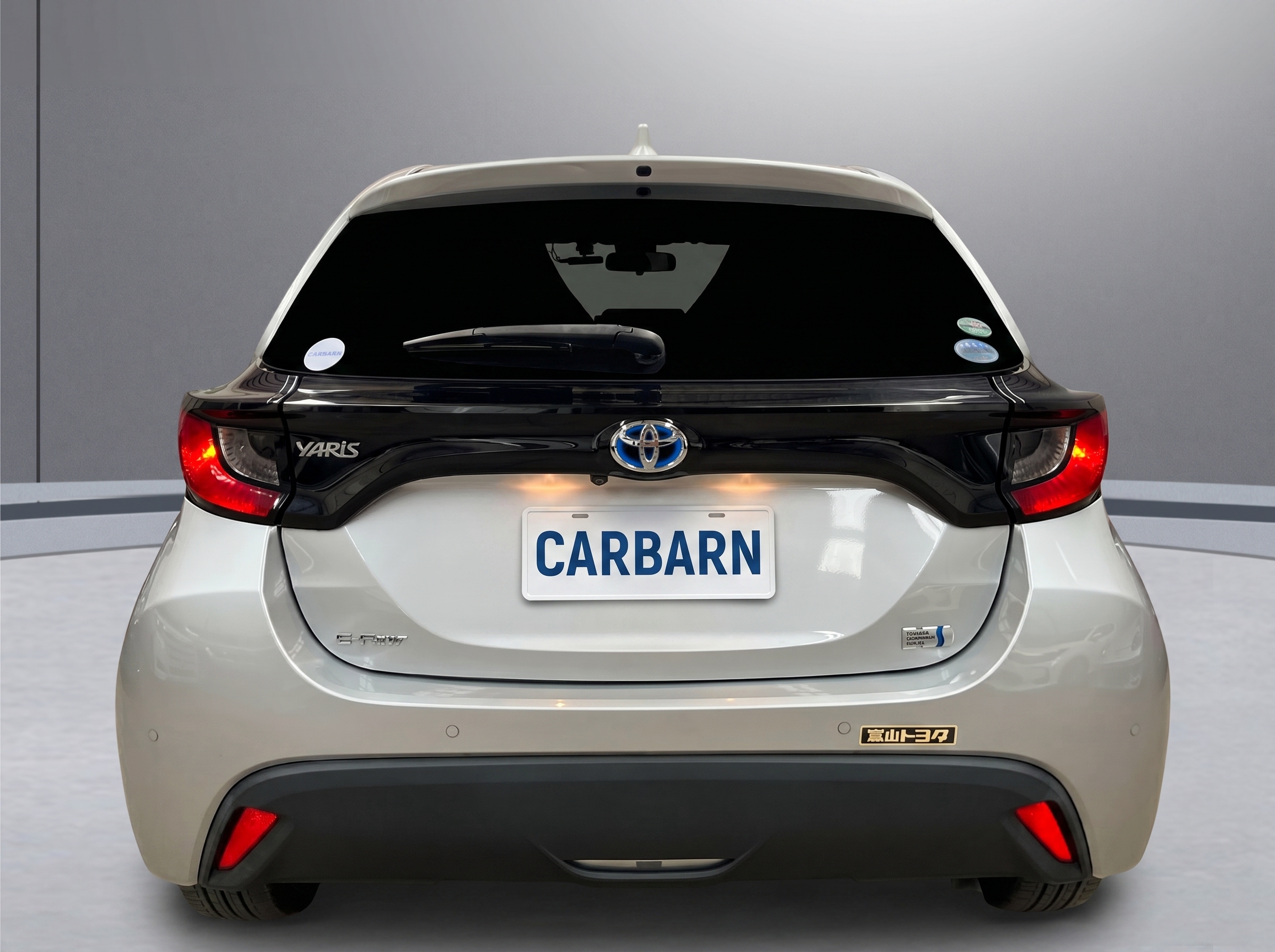 2020 Toyota Yaris X vehicle photo photo 5